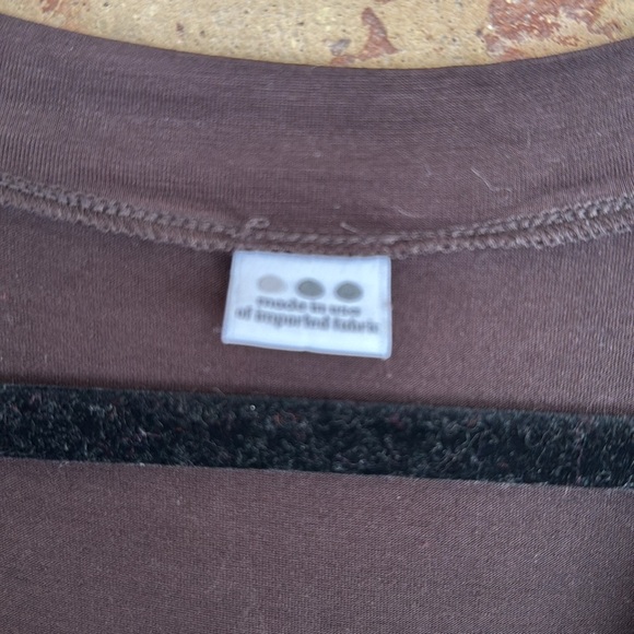 Three Dots Brown Drape Neck Top - Picture 3 of 4